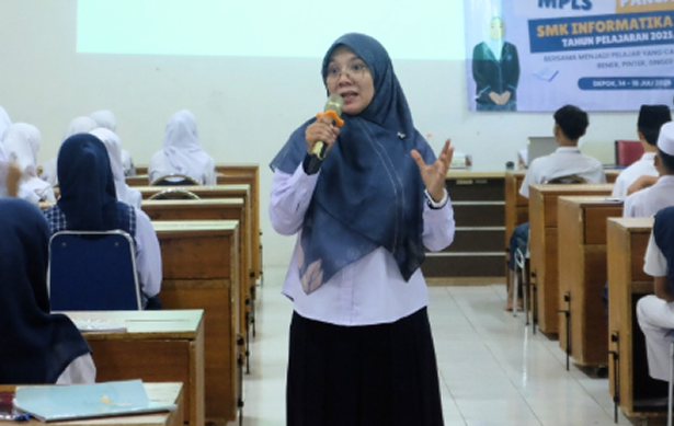 English Club (EC) - Foto 1